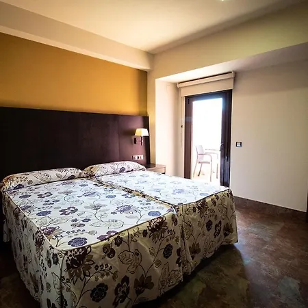 Πανσιόν Restaurante La Bartola